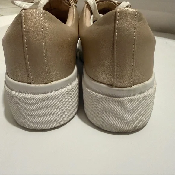 Yellow Box Espie Pearl Lace-Up Platform Sneakers – Champagne Gold – Size 7.5 - Picture 10 of 13